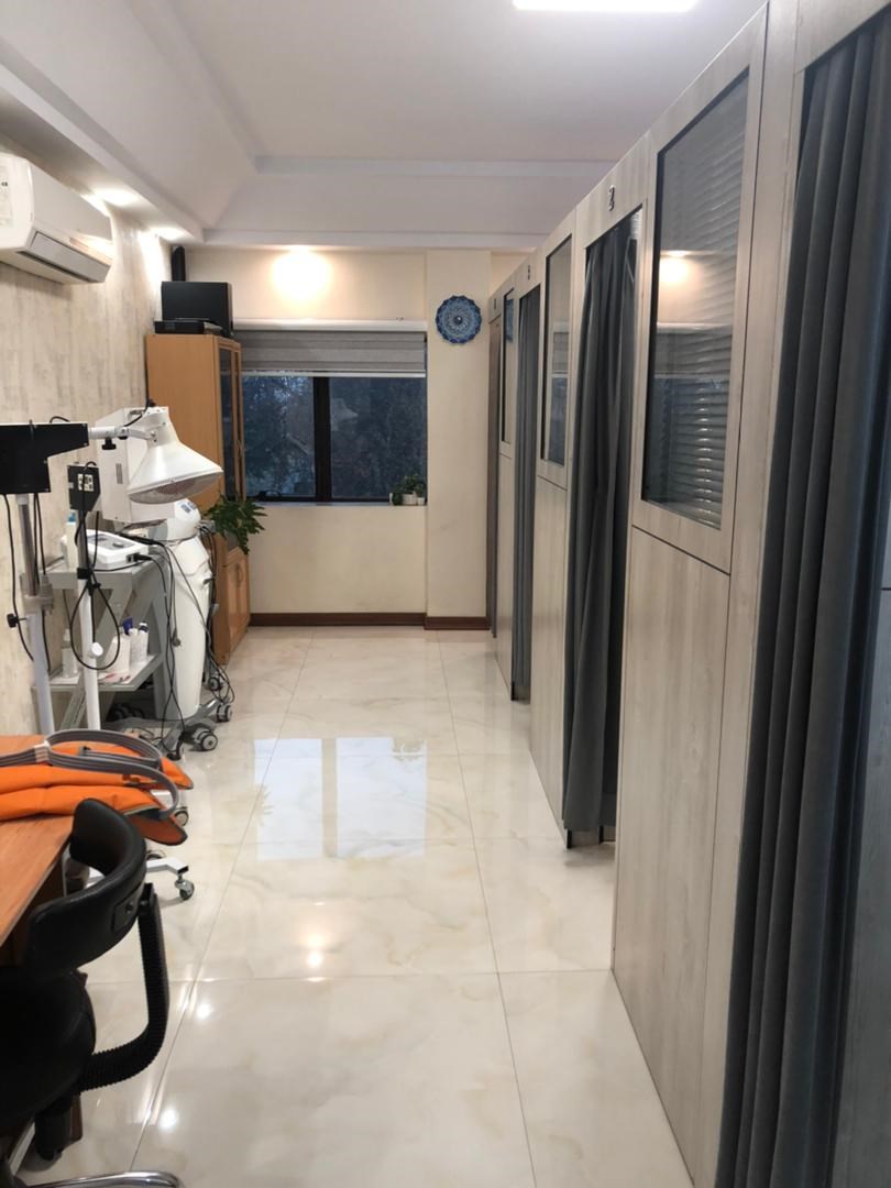 دکتر نوشین الوندیان