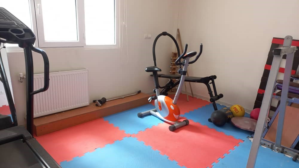 فیزیوتراپیست رزا قنبرپور