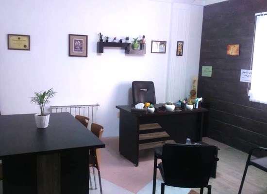 منیژه حسنی پور فلاح