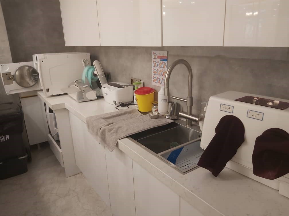 دکتر اسماعیل فاضل