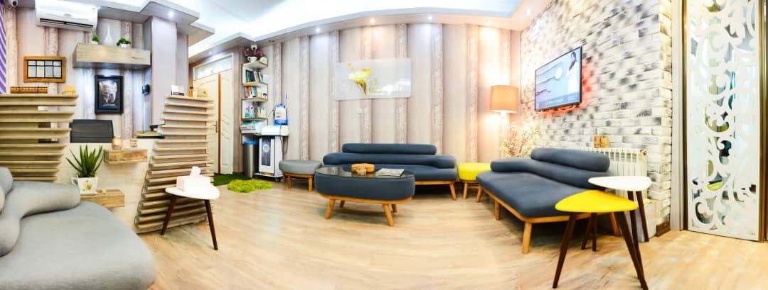 دکتر میترا وثوقی 