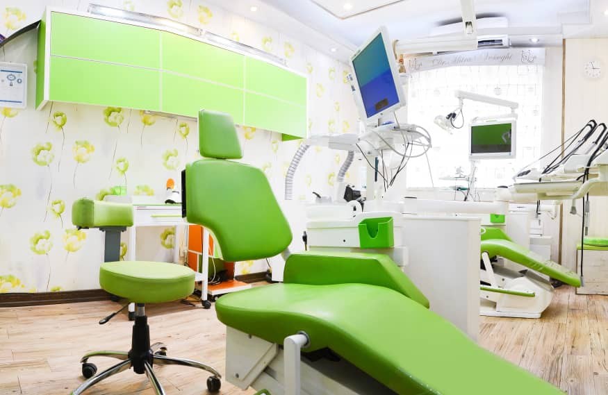 دکتر میترا وثوقی