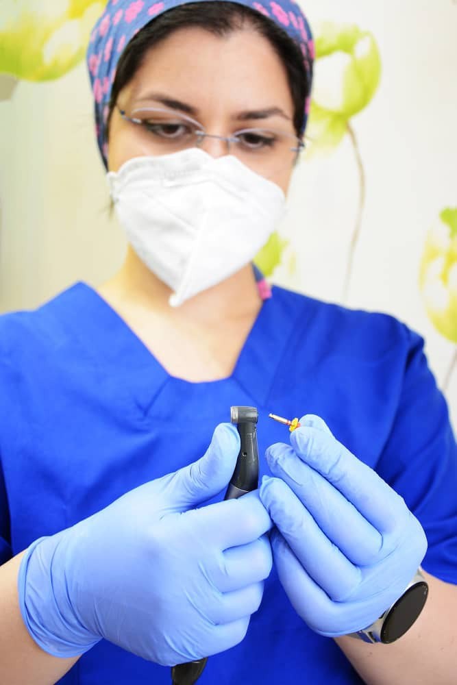 دکتر میترا وثوقی