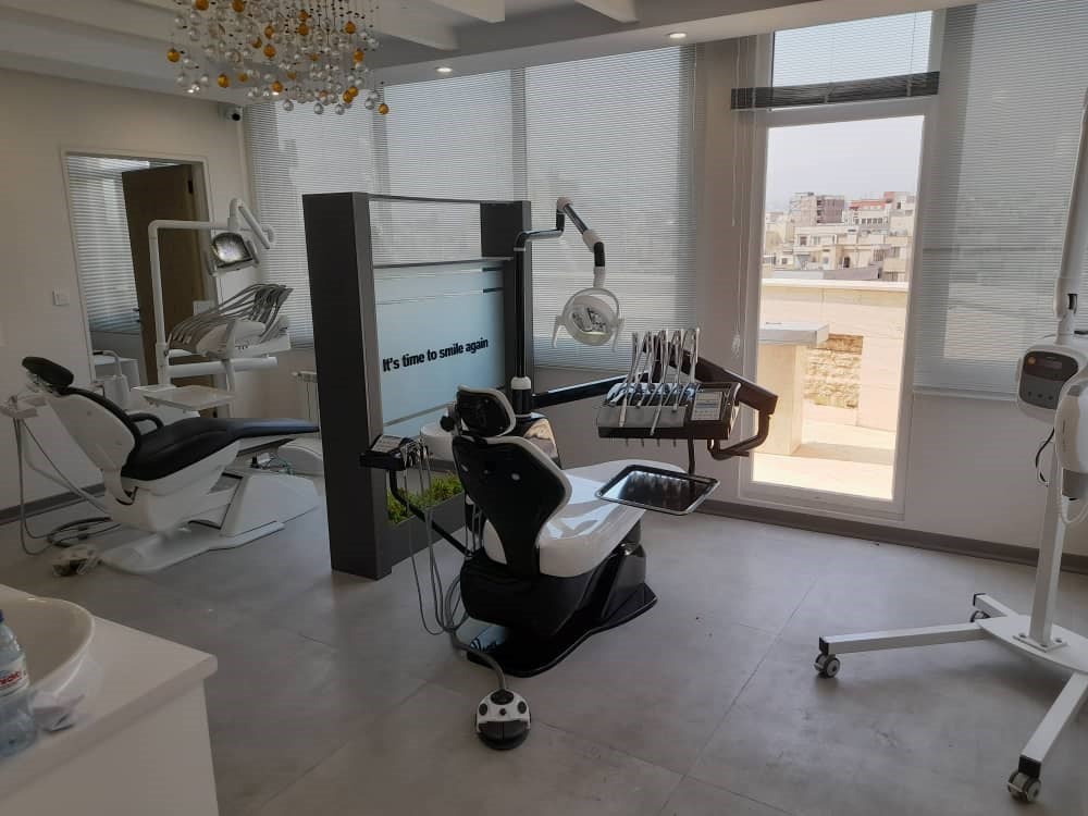 دکتر حمیدرضا ملت 