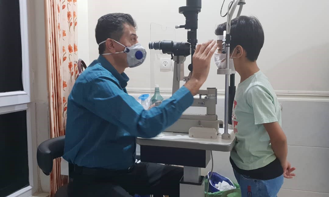  دکتر ناصح حکیم زاده جراح و متخصص بیماری های چشم