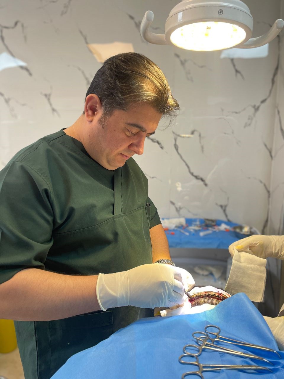 کلینیک فوق تخصصی آریایی دکتر سیدامیرعلی موسوی