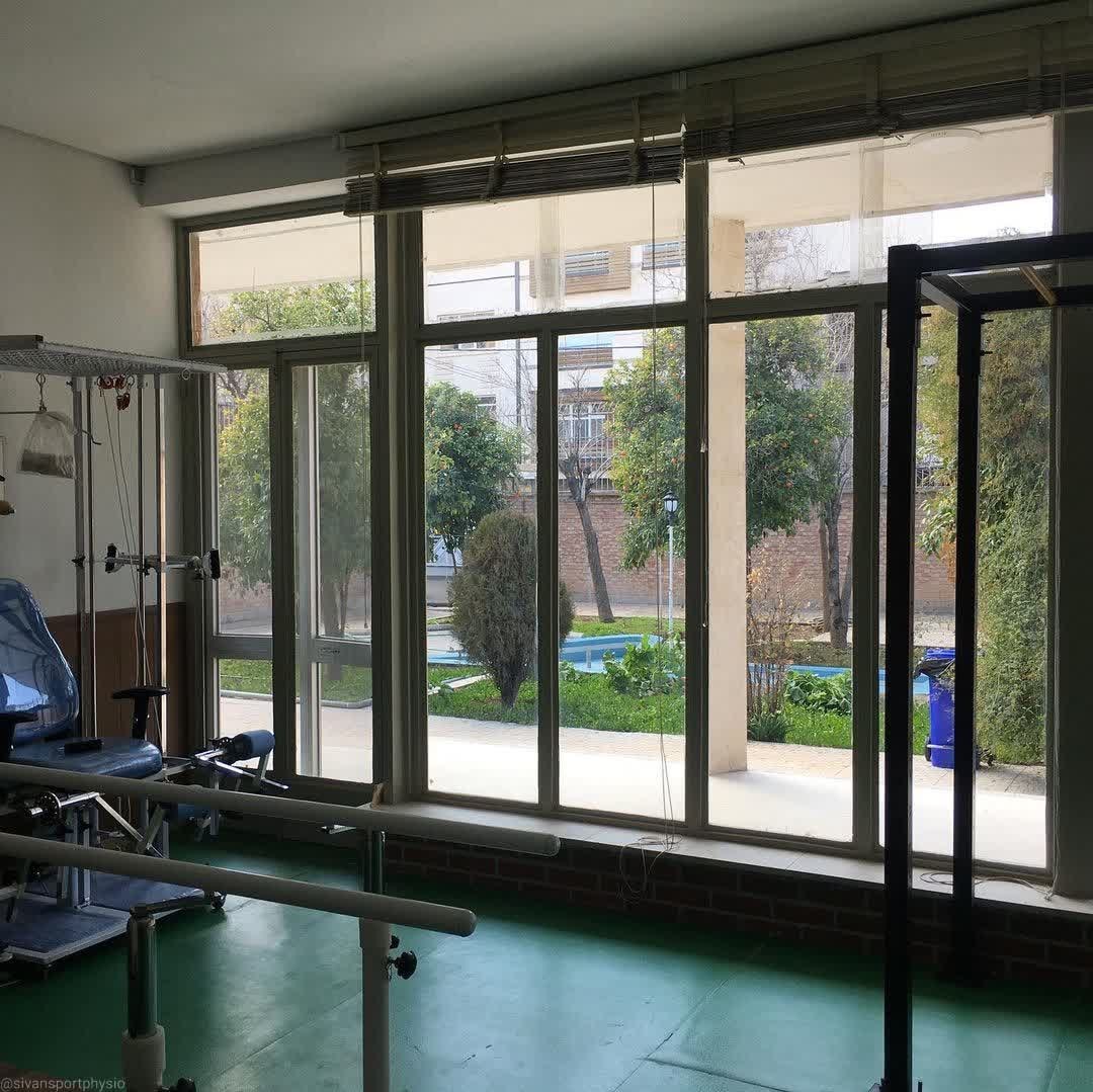 فیزیوتراپیست مهران نجفی